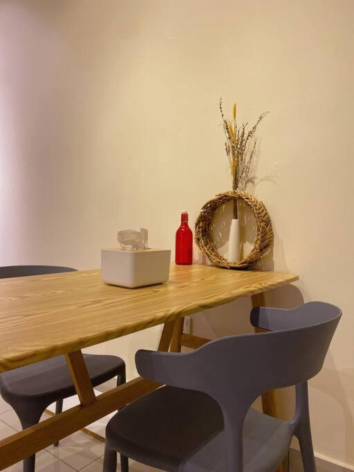 Apartment Minimalist Muji Inspired At Mount Austin, Jb #04 *